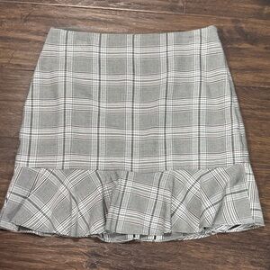Loft size 8 Gray Plaid Women's Skirt
